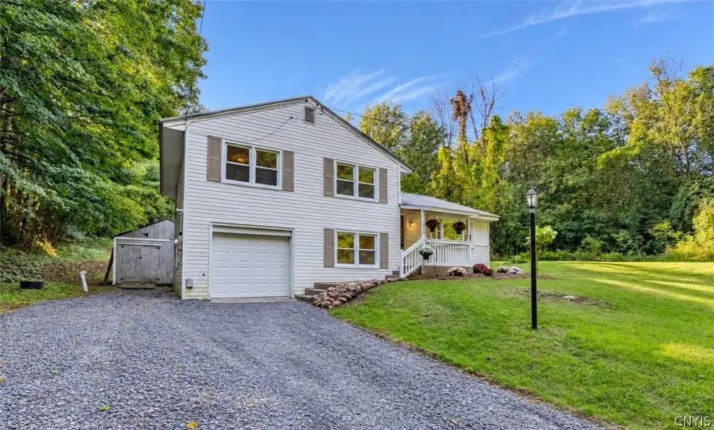 5879 Sandbank Road, Elbridge