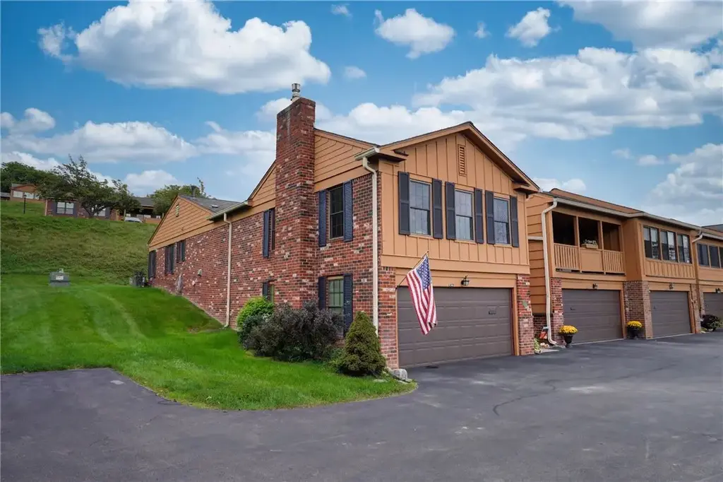 85 Huxley, Perinton