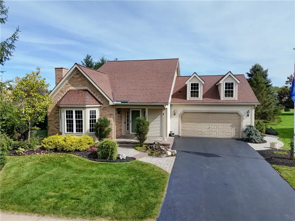 4 Brigham Circle, Mendon