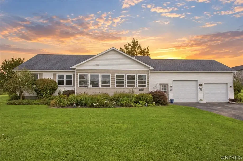 1991 Clinton Street Road, Bennington