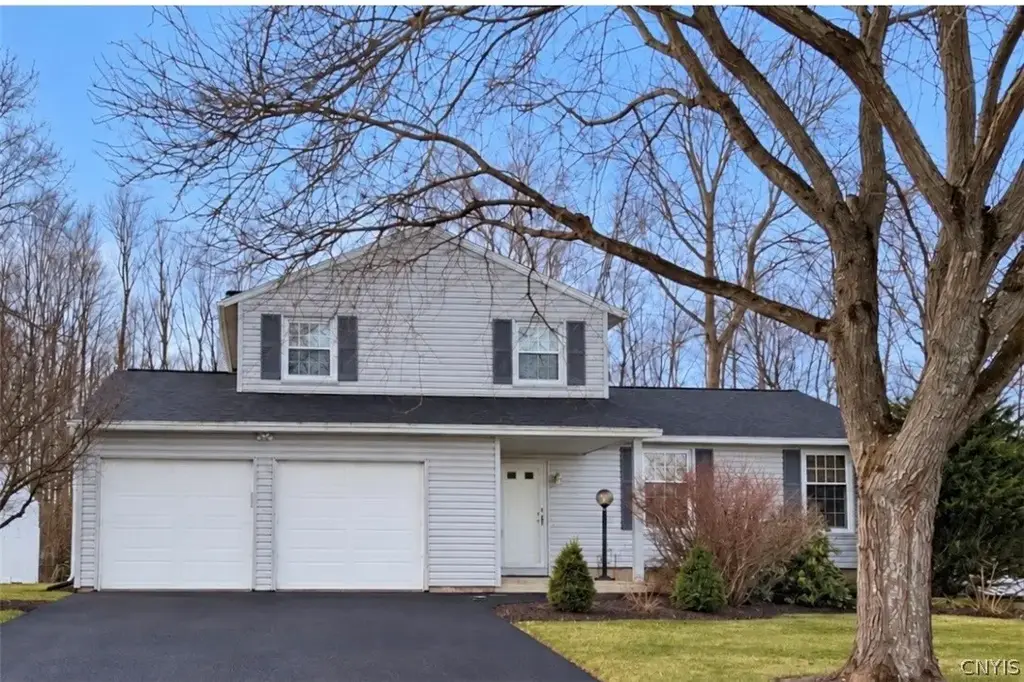 7733 New Hopew, Clay
