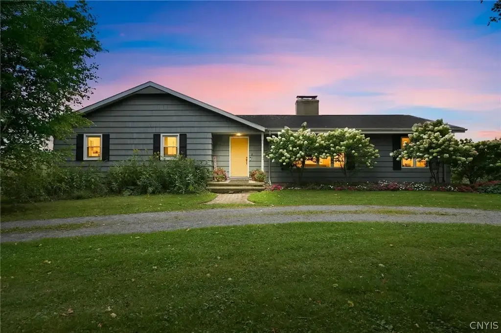 4676 South Rd, Cazenovia