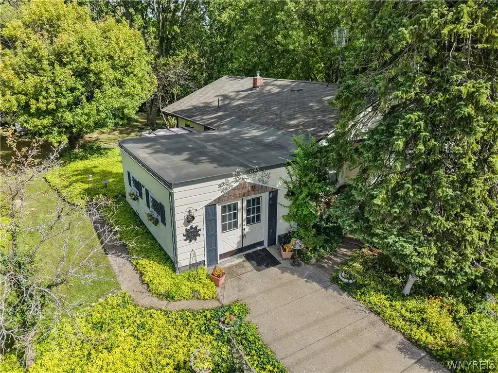 938 Beach Road, Evans