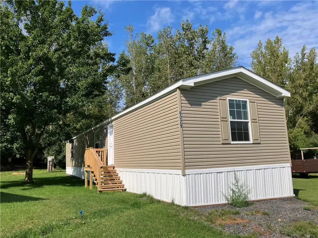 6029 Manley Drive, Wolcott