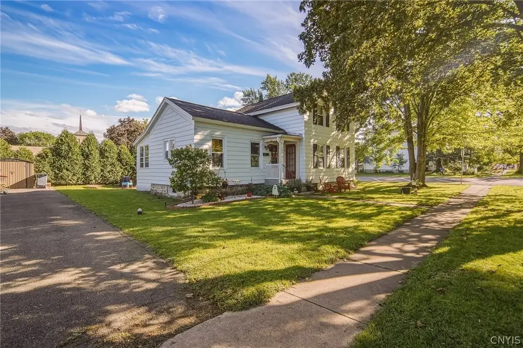 200 Tamarack Street, Salina