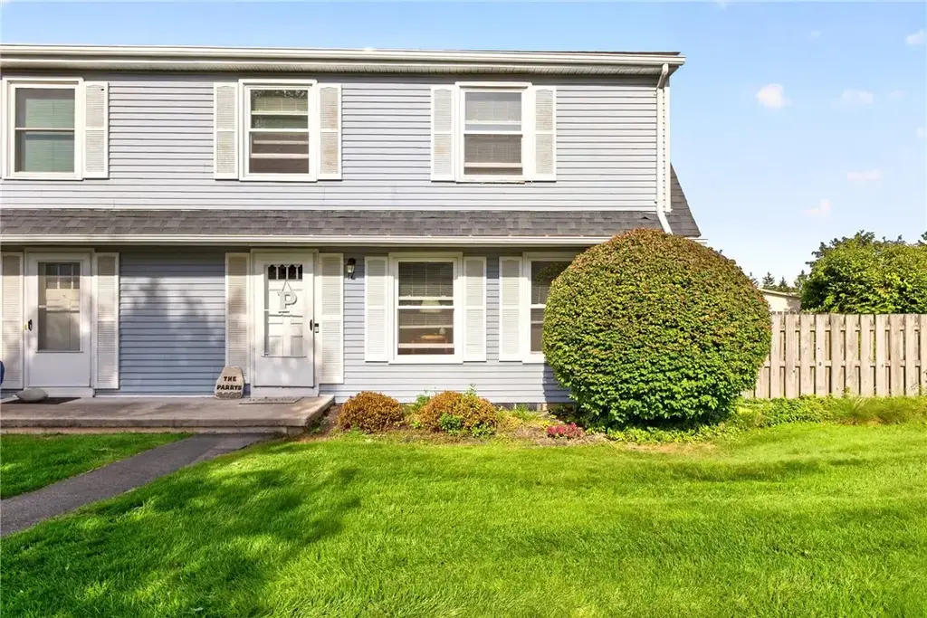 17 Huntsman Way, Webster
