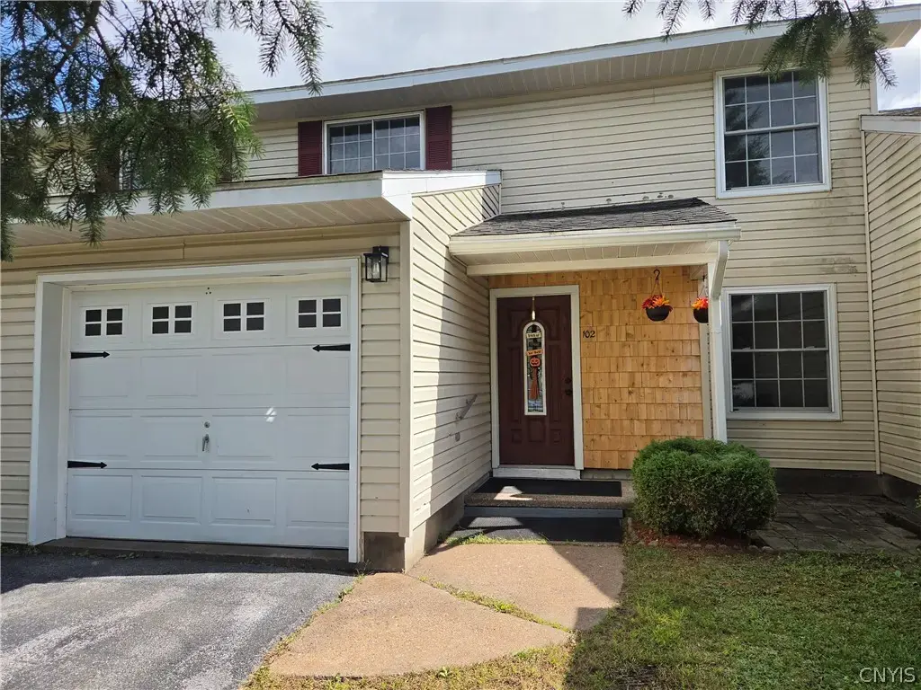 102 Pine Lane, Boonville