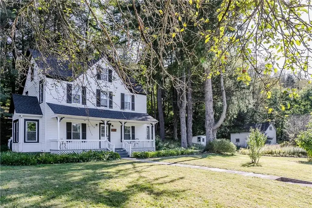 438 Dry Brook Road, Middletown
