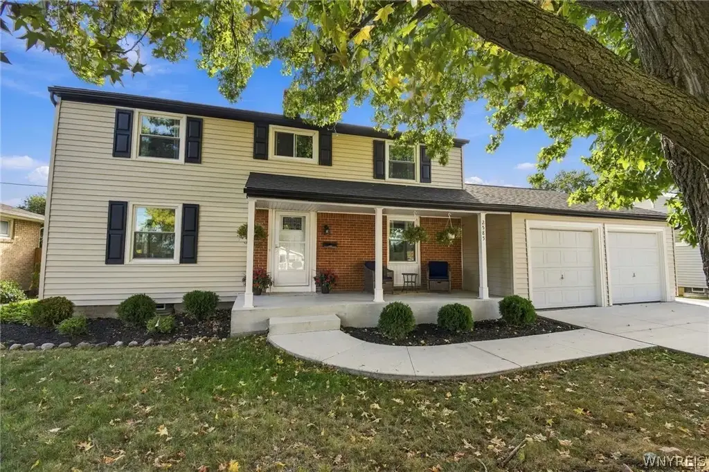 2585 Parker Boulevard, Tonawanda