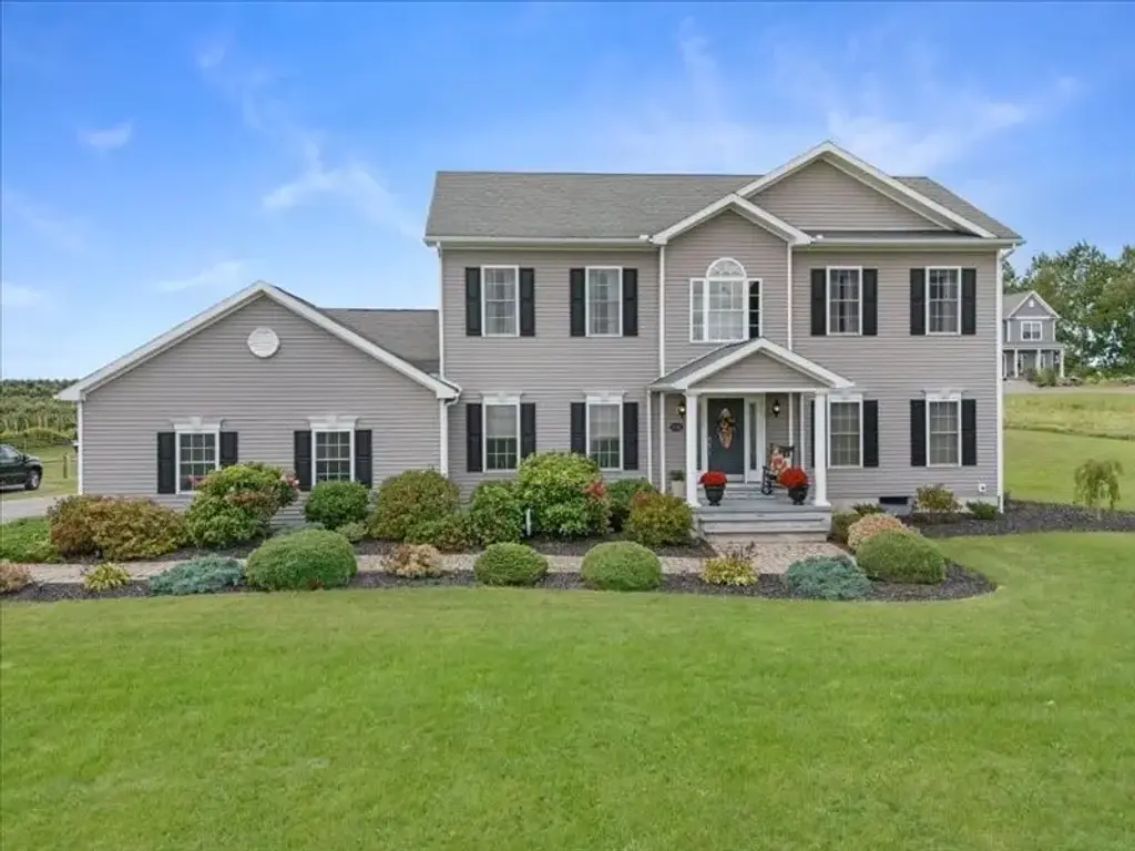 7721 Bear Swamp Road, Williamson