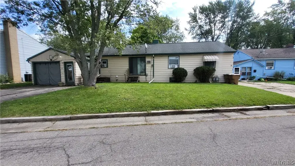 9-11 Shirley Avenue, Cheektowaga