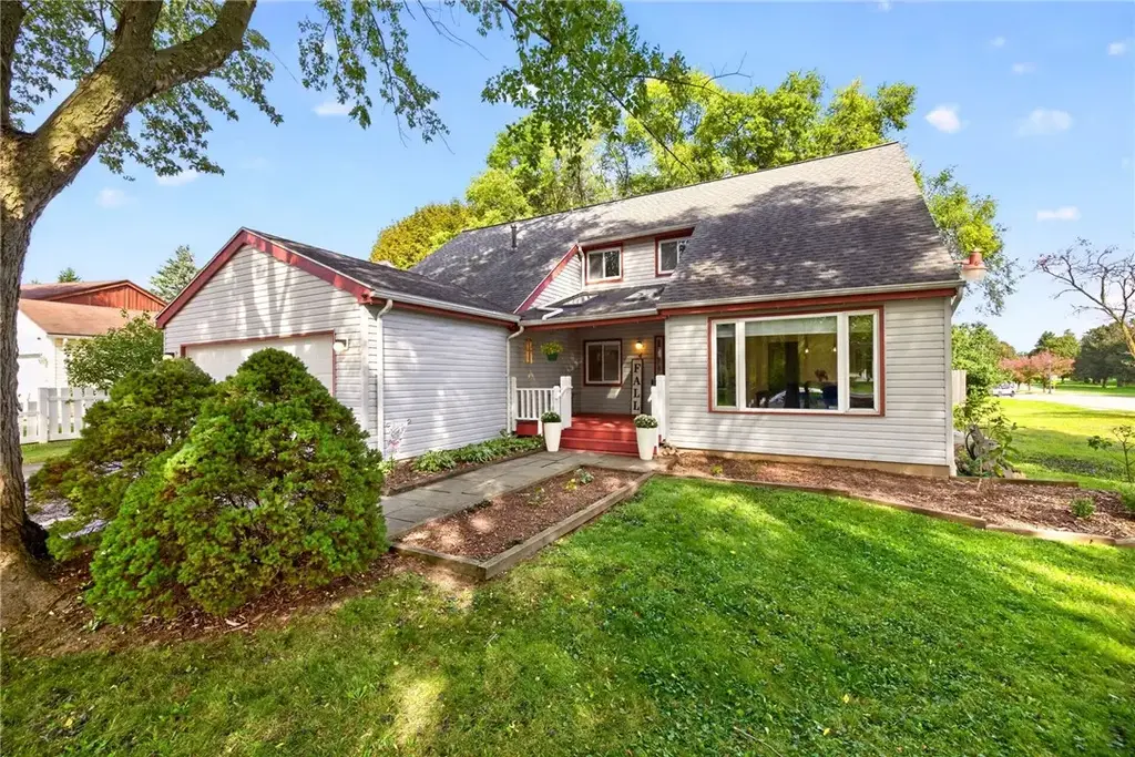4 Live Oak Court, Penfield