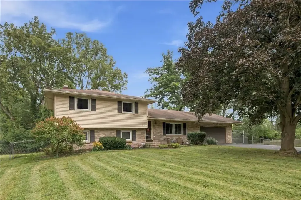 45 Brasser Drive, Chili
