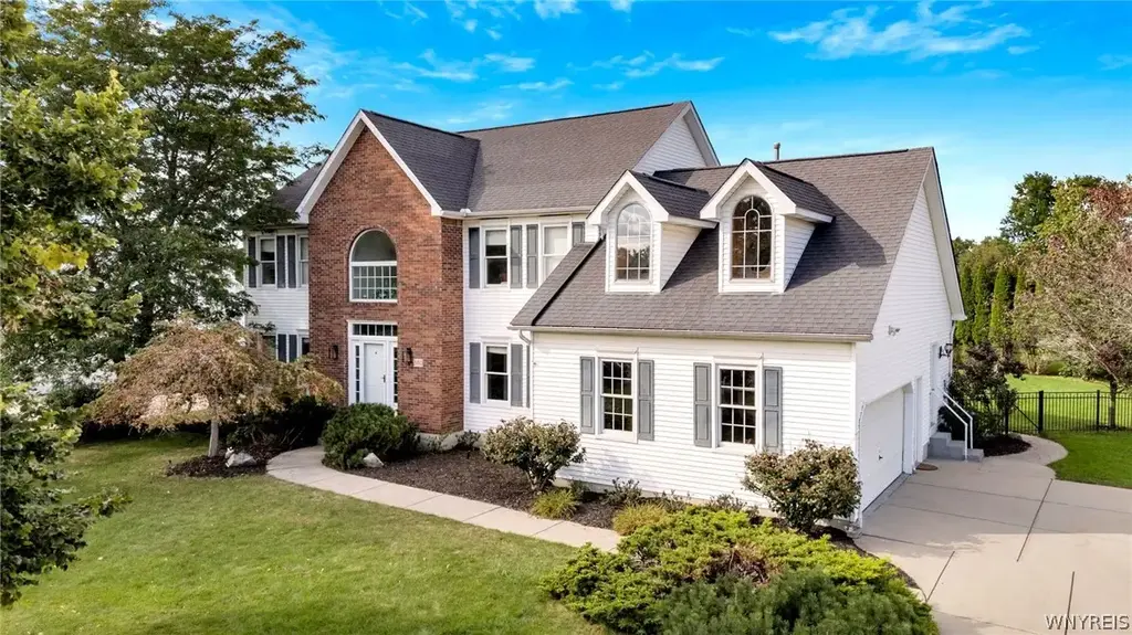 8180 Driftwood Court, Clarence