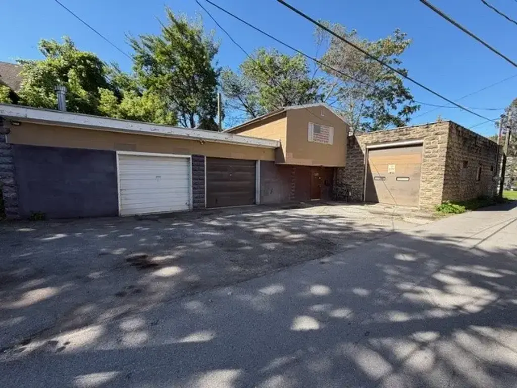 115 Daus, Rochester