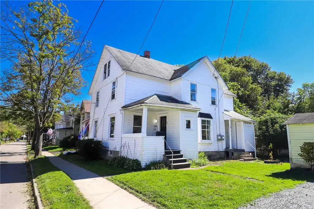 62 - 64 Perry Avenue, Corning City