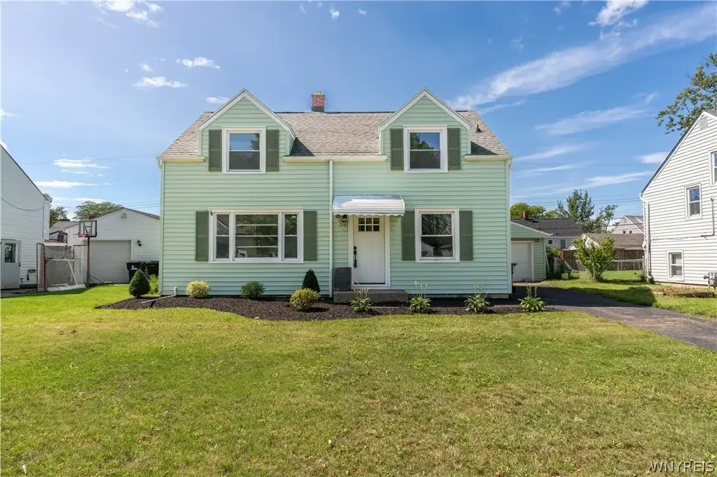 216 Kettering Drive, Tonawanda