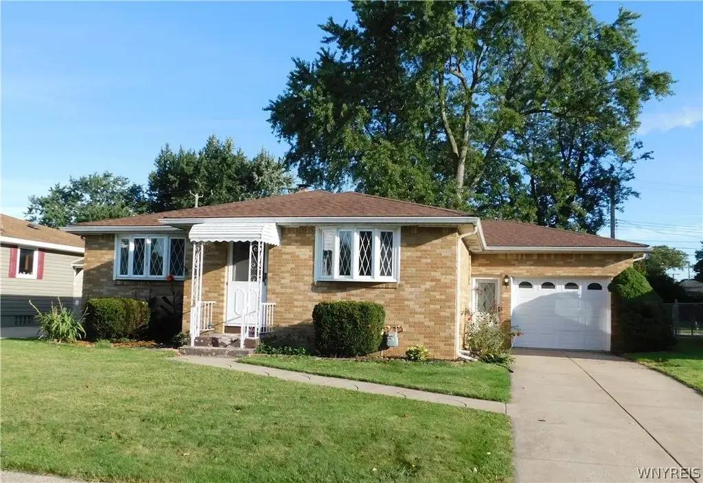 134 Goering Avenue, Cheektowaga