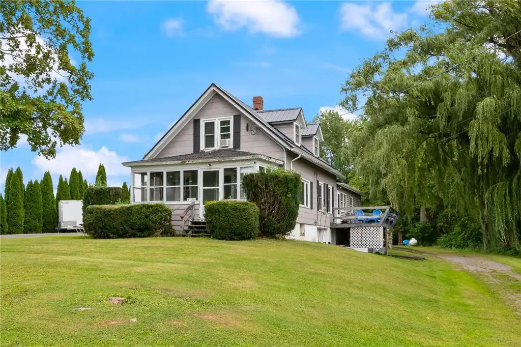 7128 Lake Bluff Road, Huron