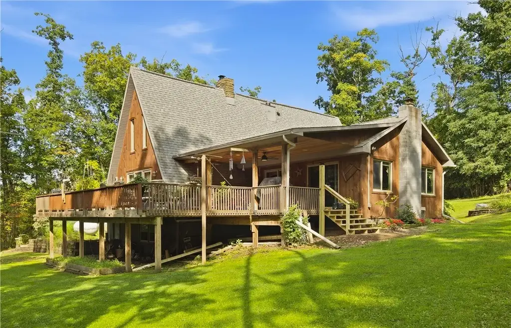 8100 Ackerson Road, Tuscarora