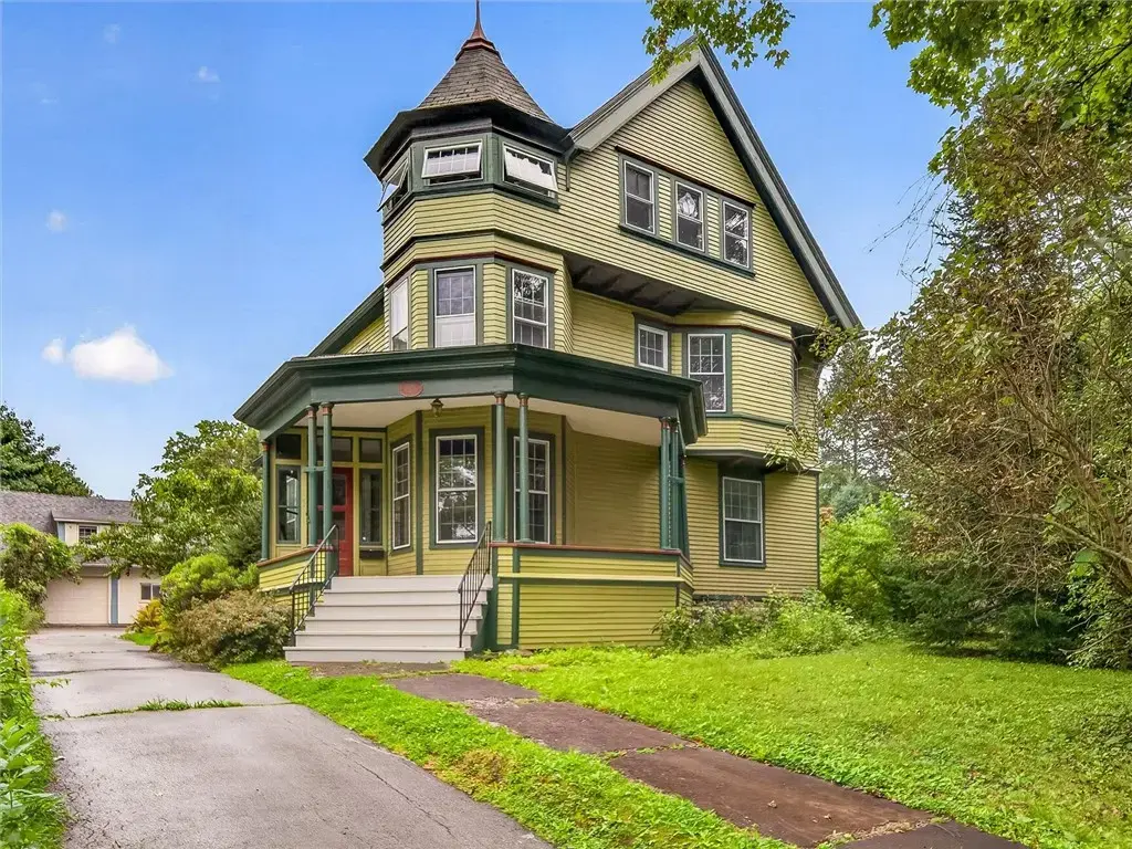 27 Prospect Street, Geneseo
