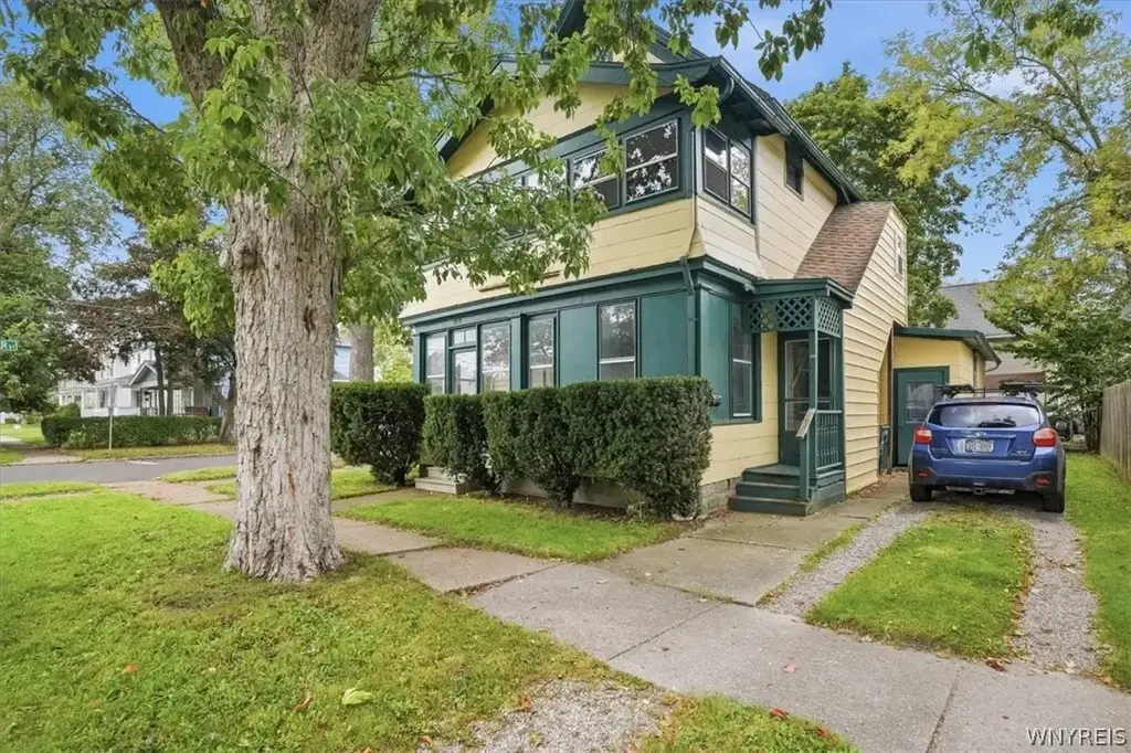350 Thompson Street, North Tonawanda