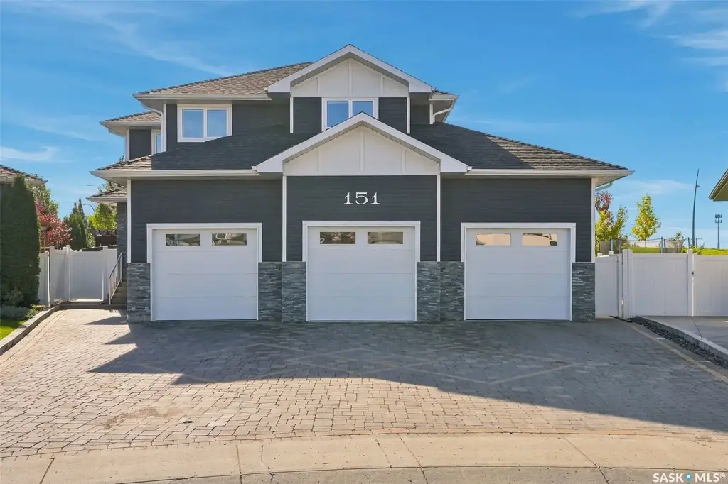151 Glacial Shores Court, Saskatoon
