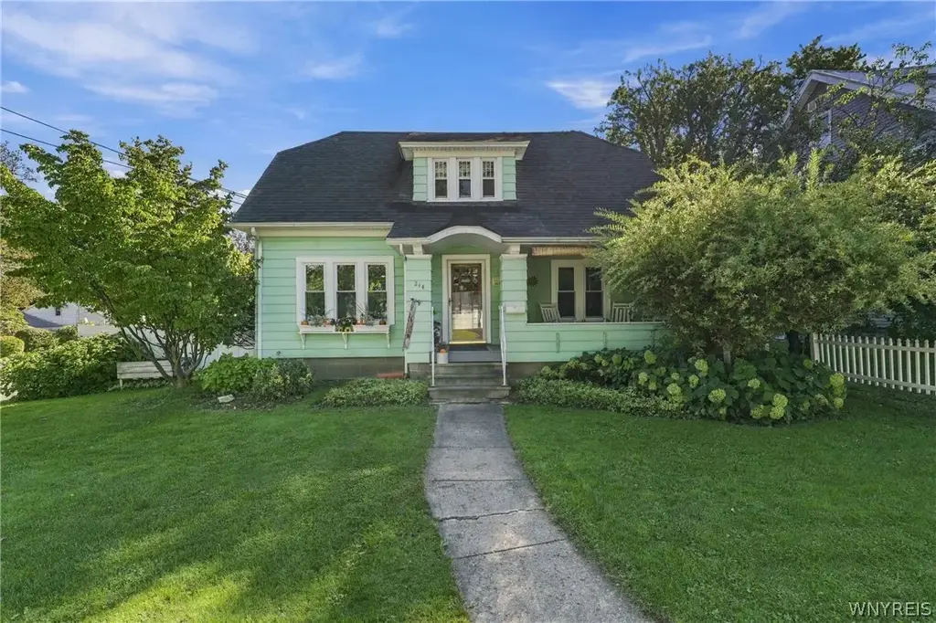 244 State Street, Batavia City