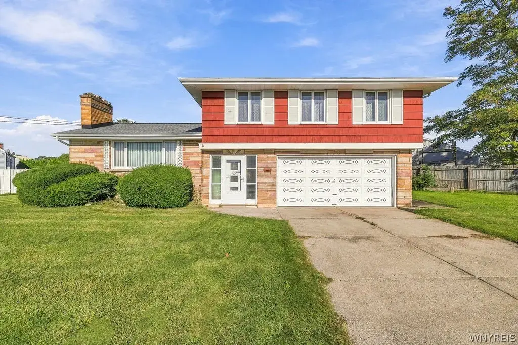 156 Parkedge Drive, Cheektowaga