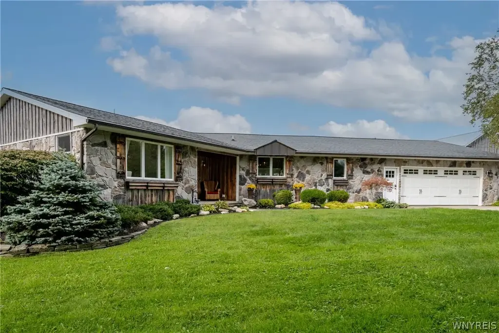 7205 Liebler Road, Boston