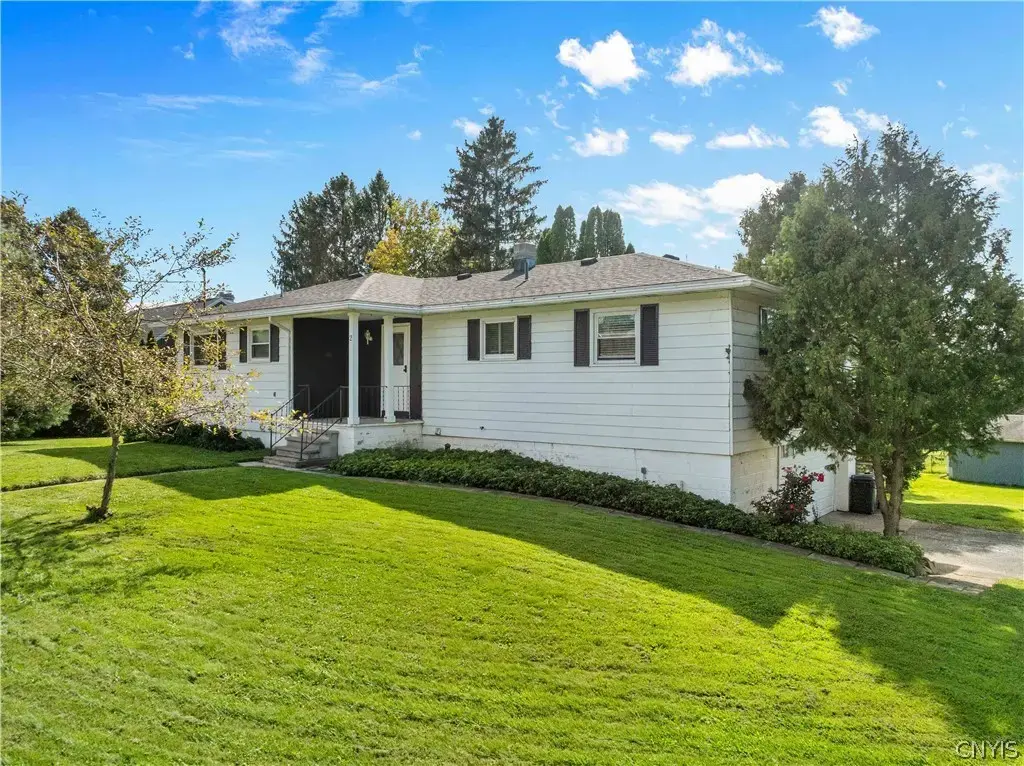 2 Hilltop Road, Fulton