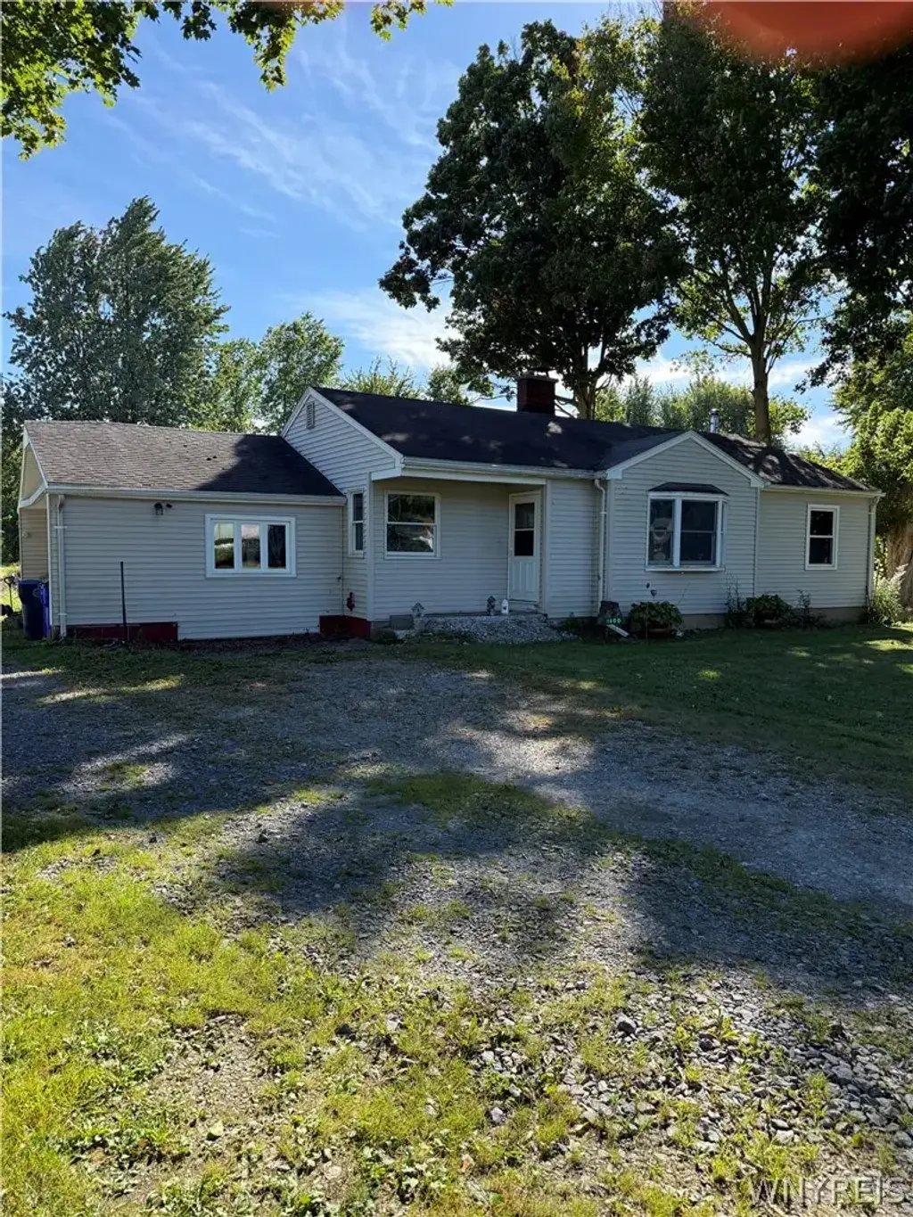 1600 Lockport Road, Porter