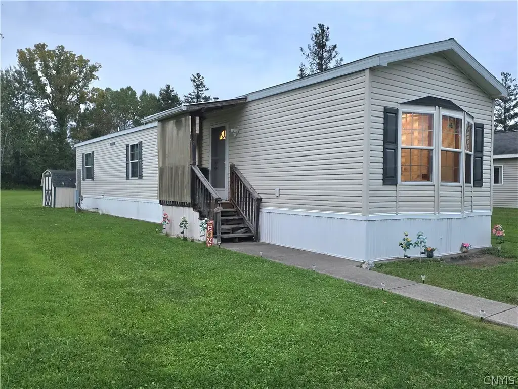 10 Cindella Lane, Dryden