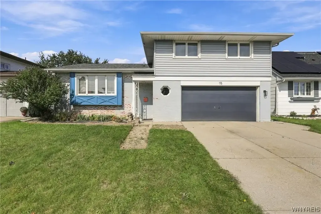 115 Vern Lane, Cheektowaga