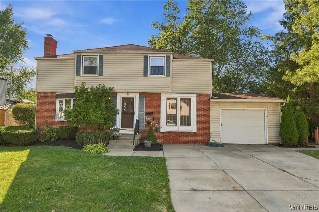 38 Eastvale Court, Cheektowaga