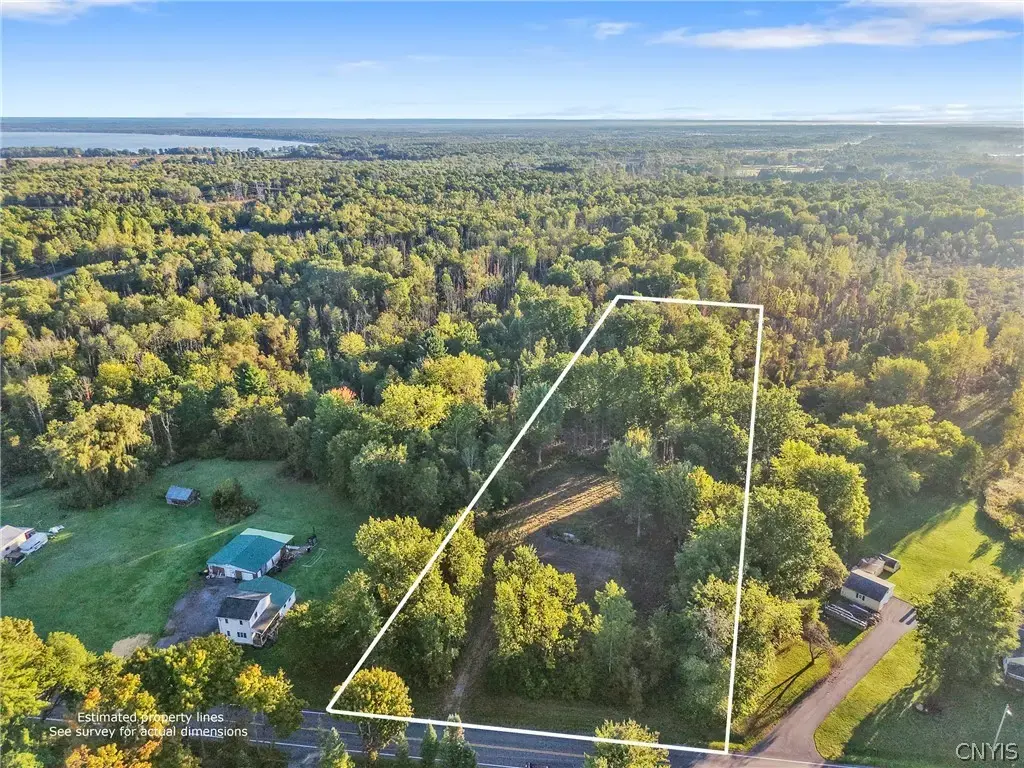8670 Lewis Point Road, Lenox