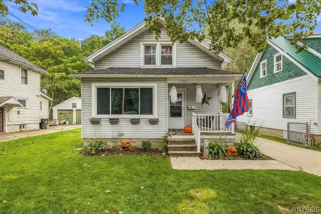 333 Jamestown Street, Persia