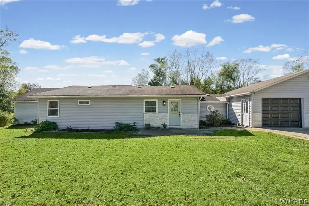 57 Powerhouse Road, Genesee