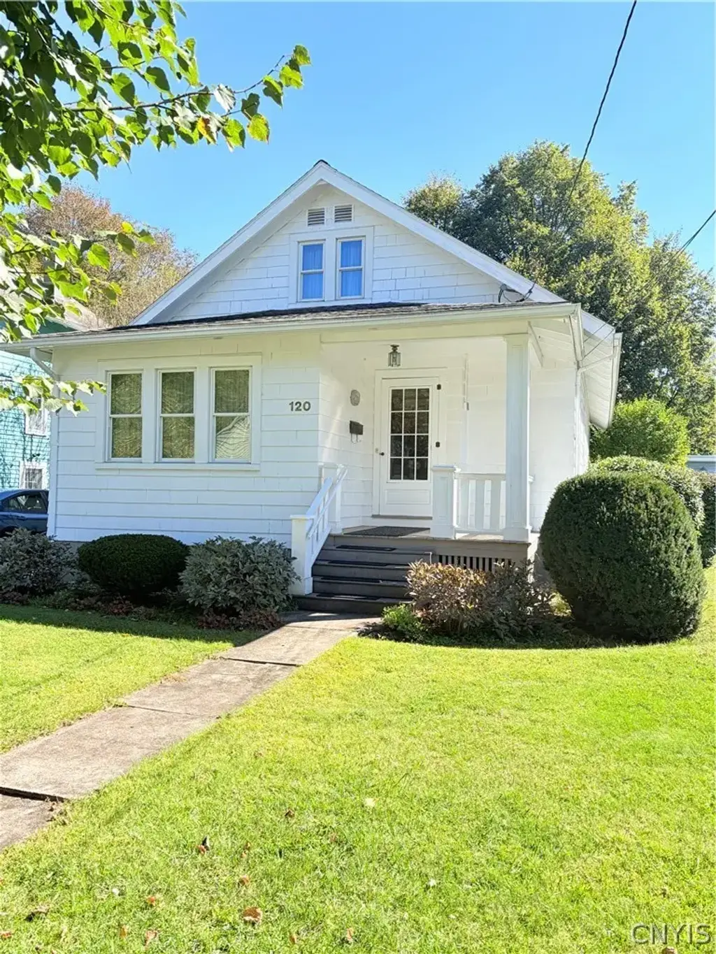 120 Lyon Place, Utica