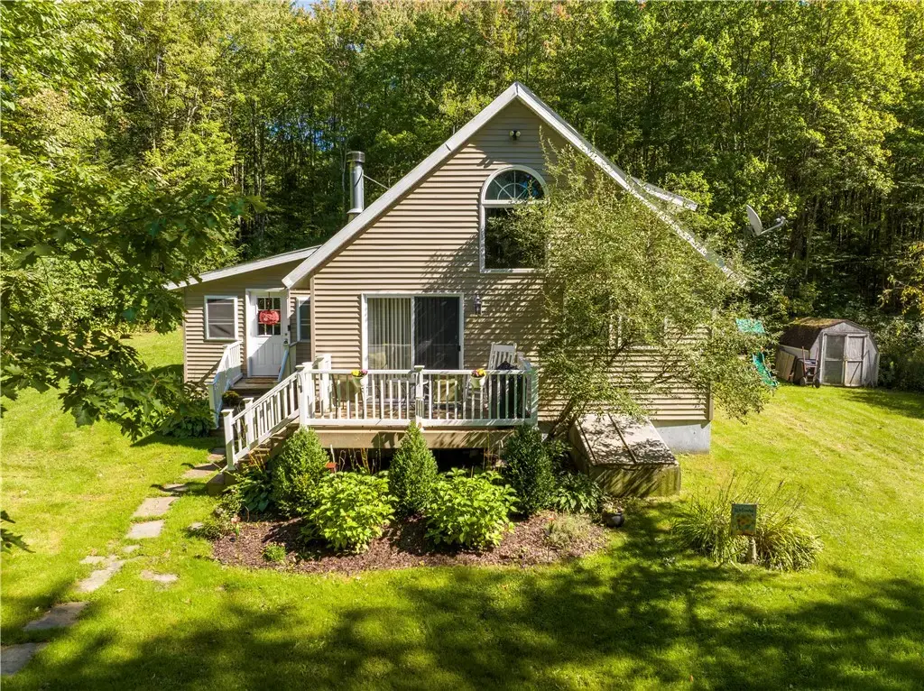 210 Cross Road, Guilford