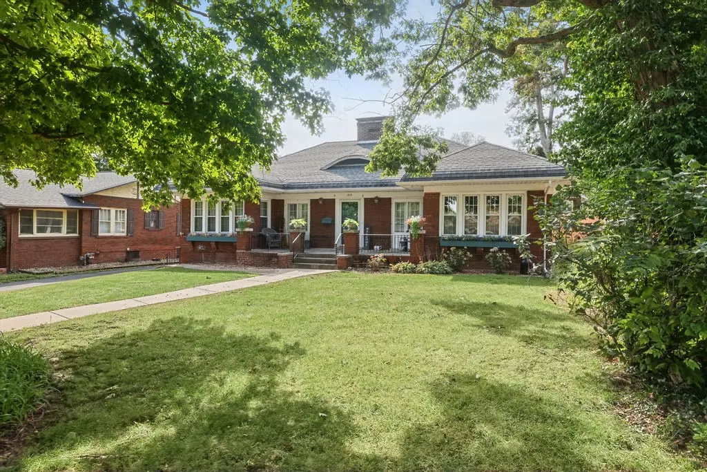 155 N Woodlawn Avenue, Decatur