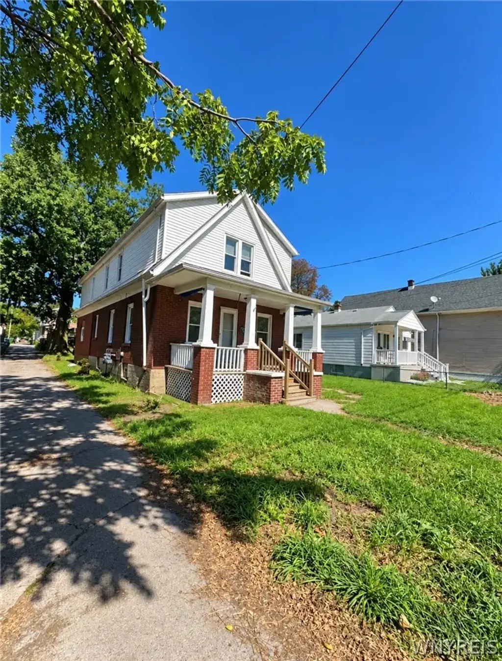 2710 Monroe Avenue, Niagara Falls