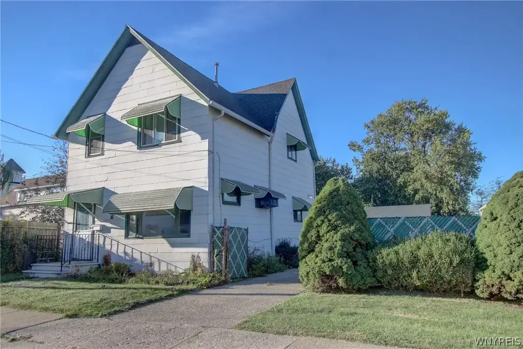 16 Gates Street, Cheektowaga