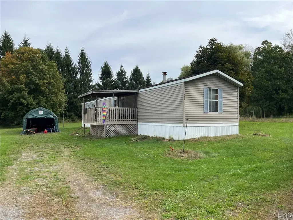 260 Rainbow Shores Road, Sandy Creek
