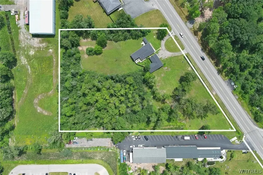 1901 Grand Island Boulevard, Grand Island