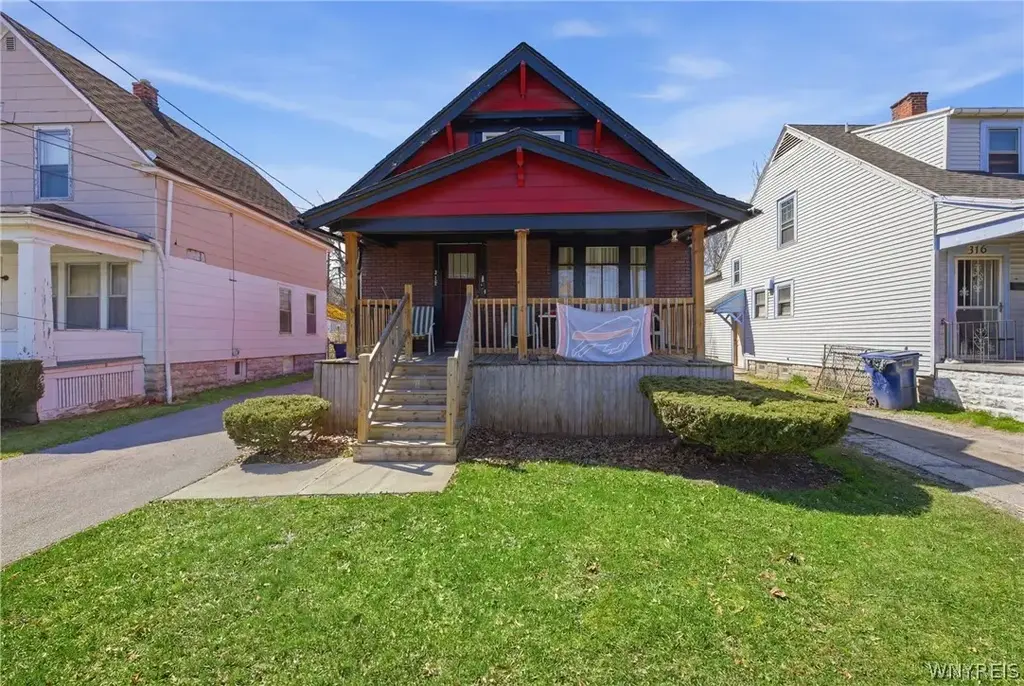 312 Cambridge Avenue, Buffalo