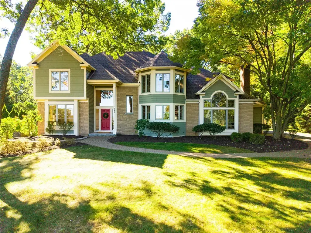 760 Admiralty Way, Webster