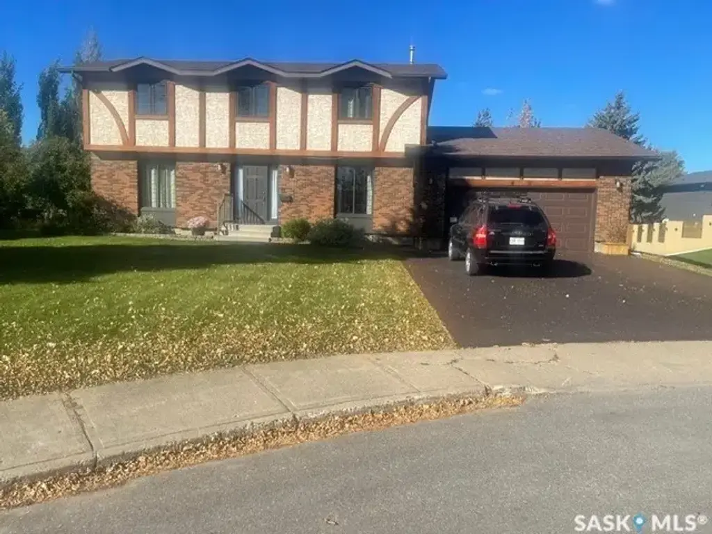 830 Chester Place, Prince Albert