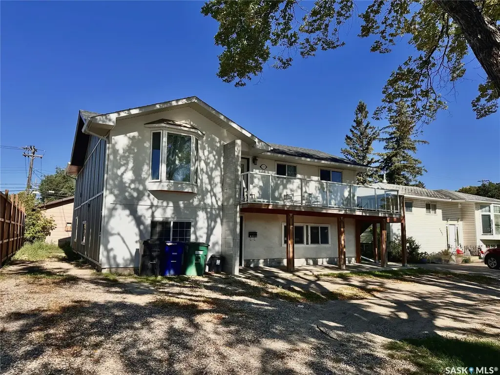 1504 33rd Street W, Saskatoon