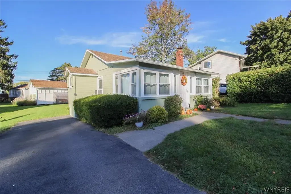 13207 Sunset Parkway Drive, Carlton